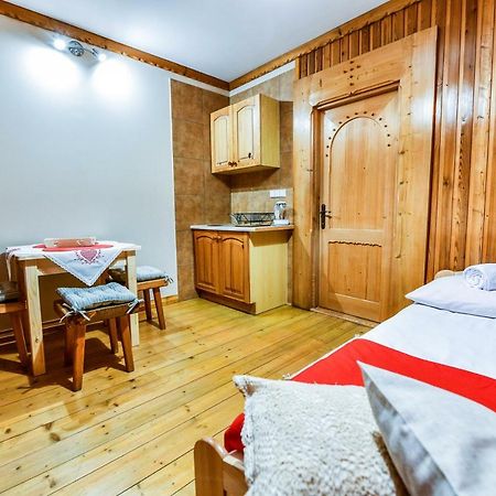 Pokoje Goscinne Makuszynskiego Zakopane Bagian luar foto